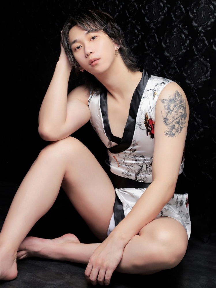AKAI(ｱｶｲ)
