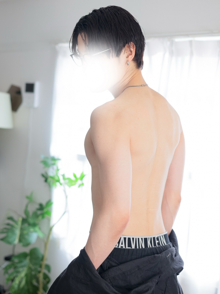 RYOSUKE(リョウスケ)