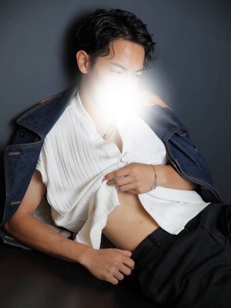 TOMOAKI(ﾄﾓｱｷ)