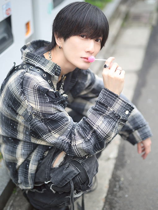 KAORU(カヲル)