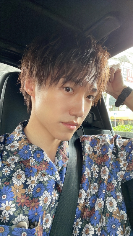 RYO(リョウ) "おかんの誕プレ"