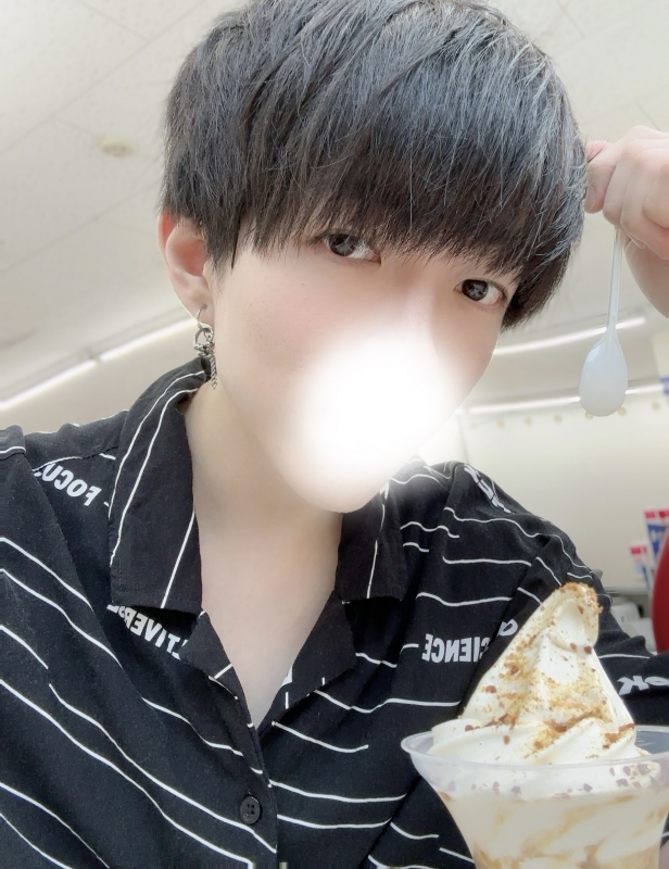 SENA(セナ) セナは甘党です♡