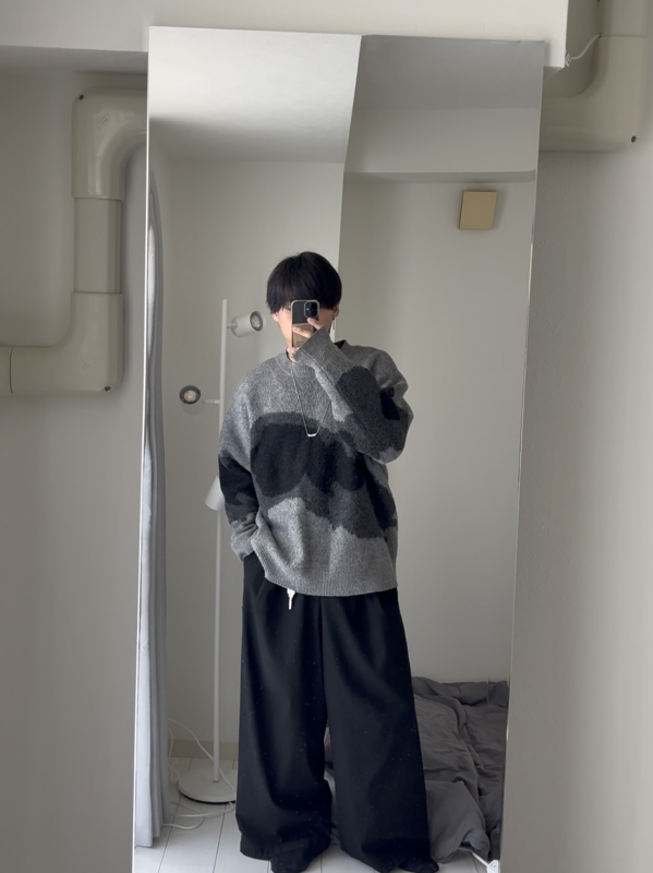 MASH(マッシュ) グラデーションニット。