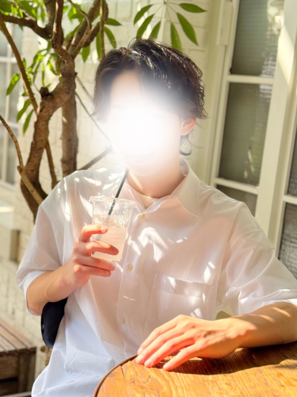 SHII(シイ) 笑