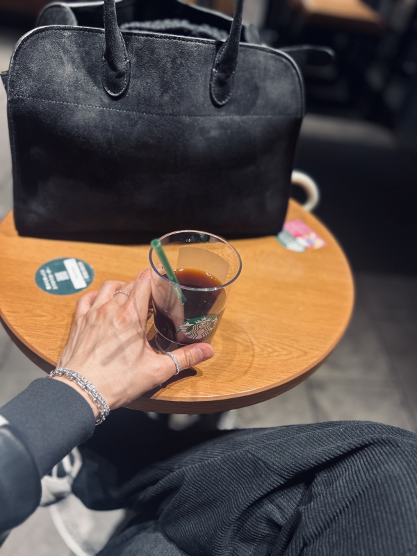 KONOSUKE(コウノスケ) 無理しないで息抜きしにおいで