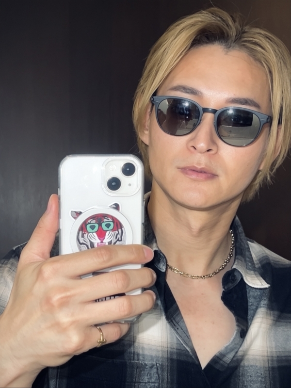 KONOSUKE(ｺｳﾉｽｹ) 「痛い」のに「気持ちいい」 「苦しい」のに「もっと」 その矛盾は俺だけに感じてほしい