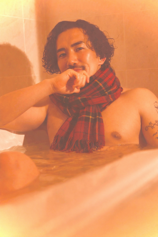 MOCHI(モチ) マフラー巻こか。