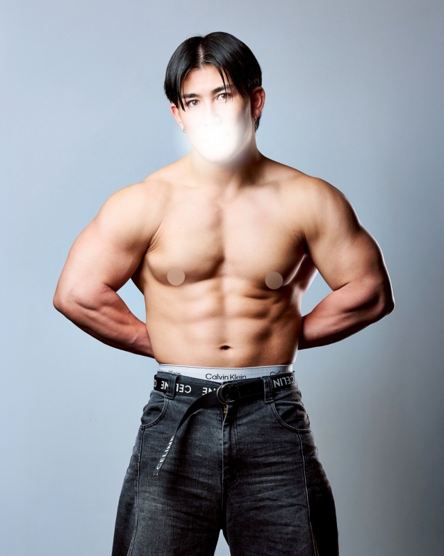 KENSHIROU(ｹﾝｼﾛｳ) 腕太い？