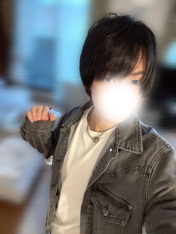 ASUMURA(ｱｽﾑﾗ) 日曜日ですね！楽しい日にしたいですよねー！