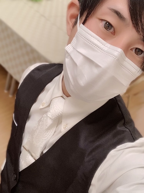 M(エム) 本日は18時までです。