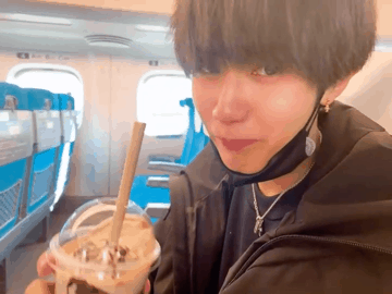 MISAKA(ﾐｻｶ) 俺の一緒に飲む？