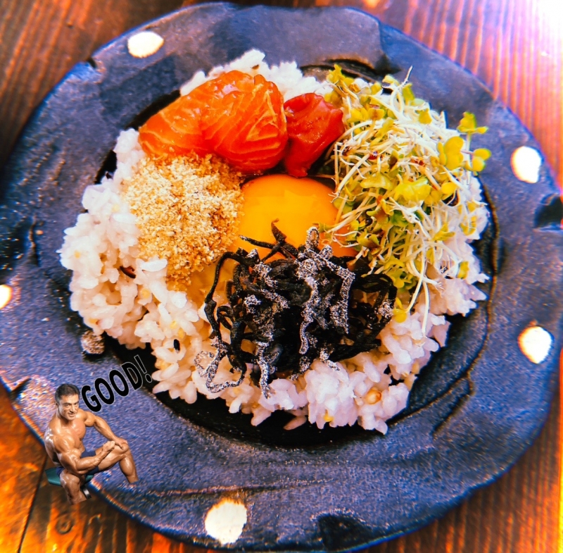 MOCHI（ﾓﾁ） もちどん。