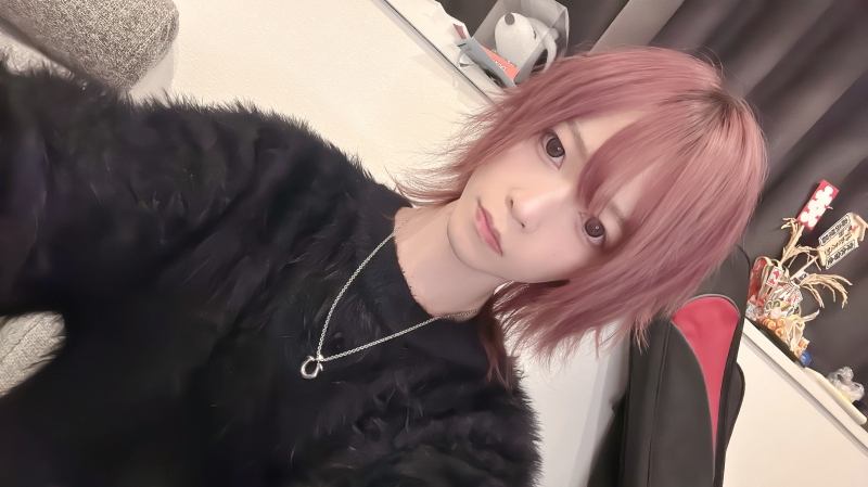 REONA(ﾚｵﾅ) 春カラー！