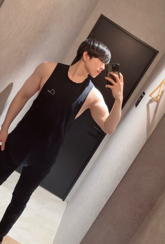 SENA（ｾﾅ） ε”ε”ε”(ﾉ* •ω• )ﾉー⚽️