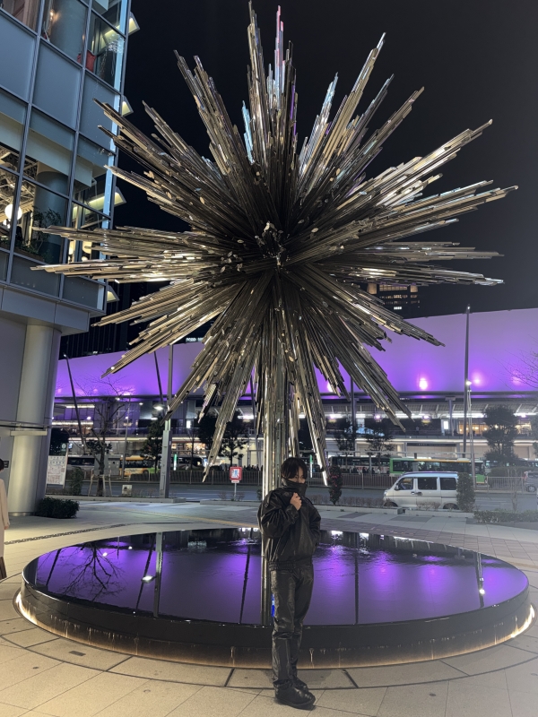 ZERO(ｾﾞﾛ) 光・透明・反射。