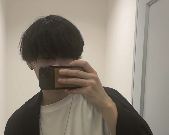 MASH(ﾏｯｼｭ) #2-90 関西出張先のカフェで撮った写真