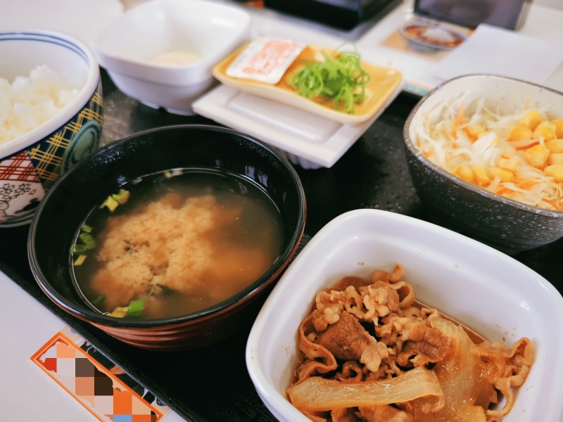 MISAKI(ﾐｻｷ) 牛丼屋の朝定食は正義