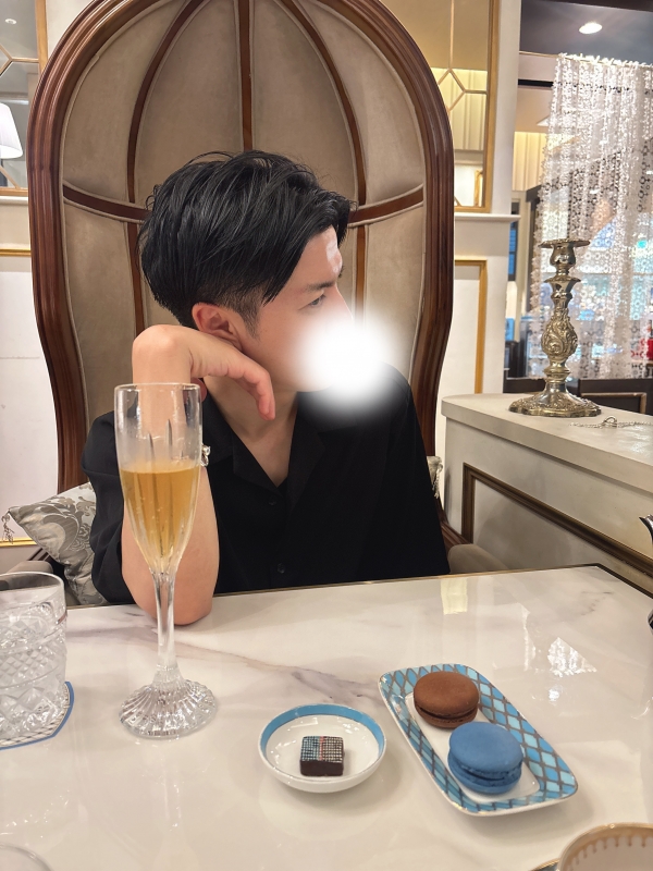 EISHI(ｴｲｼ) 柄にもなくマカロン🍊