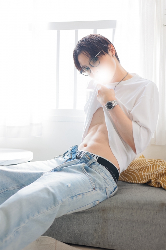 RYOSUKE(ﾘｮｳｽｹ) 久しぶりの出勤！👓