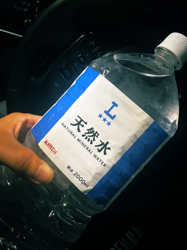 SHINGETSU(ｼﾝｹﾞﾂ) お水をコツコツと