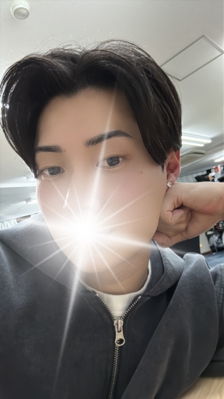 RINNE(リンネ) 事務所で待機中💭