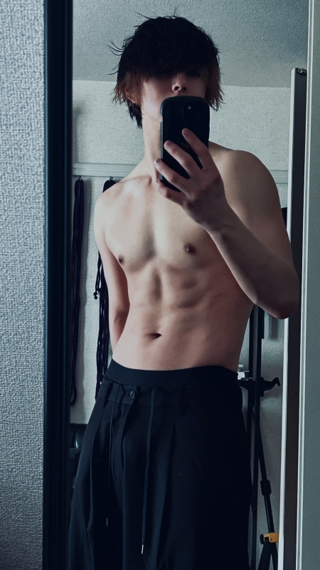 KAKERU(カケル) 今日も元気に出勤👍