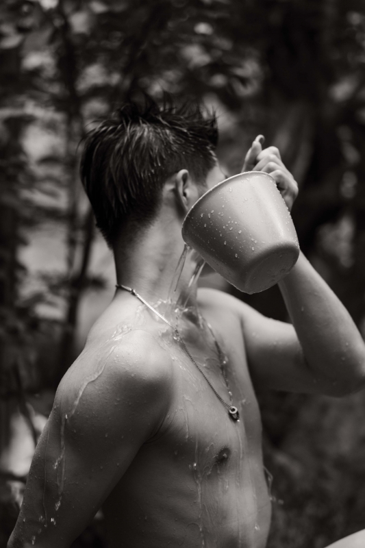 YOKKUN(ヨックン) エセセラピスト