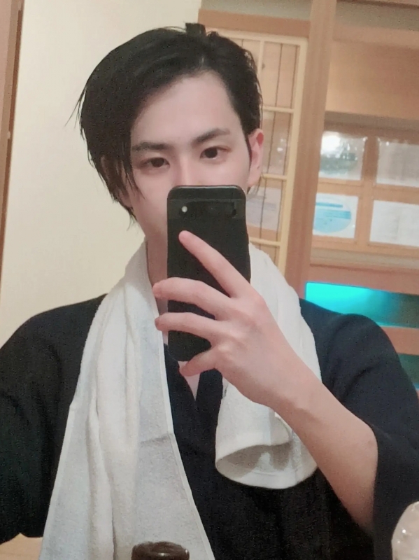 HASUMI(ﾊｽﾐ) 🍂 季節の変わり目って苦手。