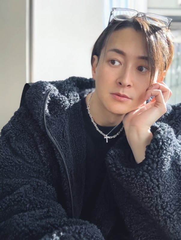 KONOSUKE(コウノスケ) せめて、2人だけの空間だけは