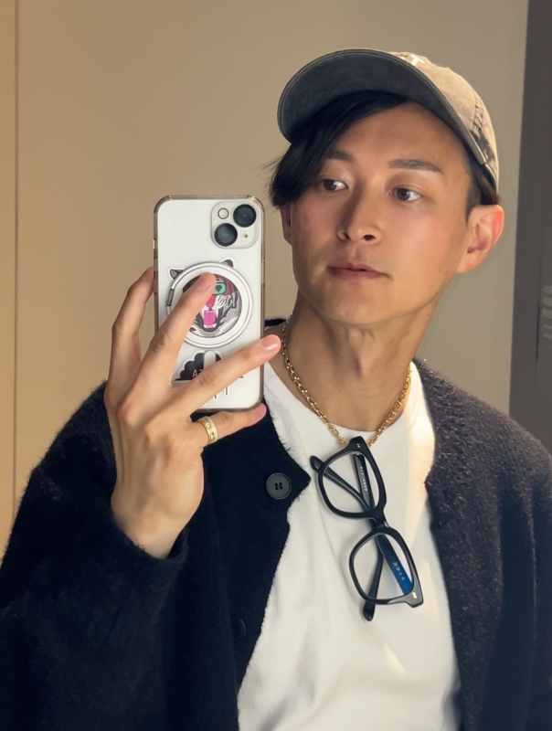 KONOSUKE(ｺｳﾉｽｹ) 人に甘えるって 人に頼ることと似てる