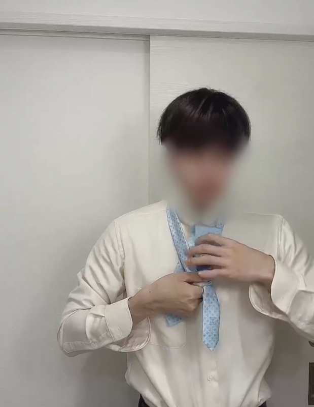 KEN（ｹﾝ） 時間ギリギリで焦っている動画
