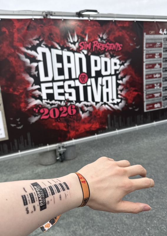 SENA（ｾﾅ） 春フェス🎸🌸とタトゥー