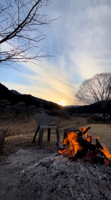 MOCHI（ﾓﾁ） 日が暮れてきたし。