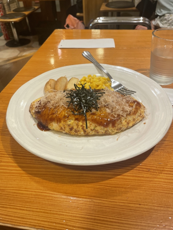 YOATO(ﾖｱﾄ) お好み焼きオムライスとは