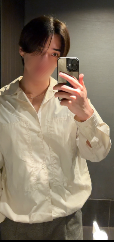 ARATO(ｱﾗﾄ) 【この時期の服むずい😂】