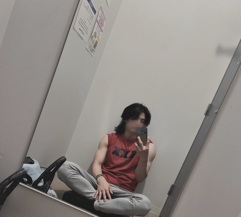 KEN（ｹﾝ） 背中と肩