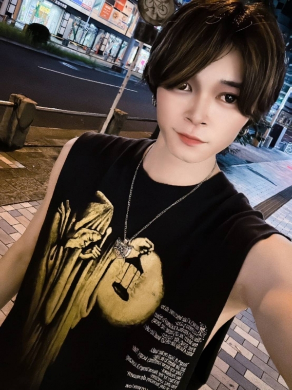 LEUN(ルアン) 19時から🐍⸜