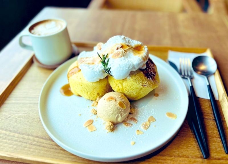 IKUTO(ｲｸﾄ) パンケーキ
