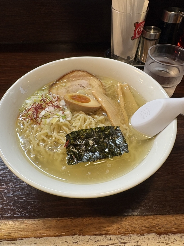 SHIMON(ｼﾓﾝ) 塩ラーメン！🍜
