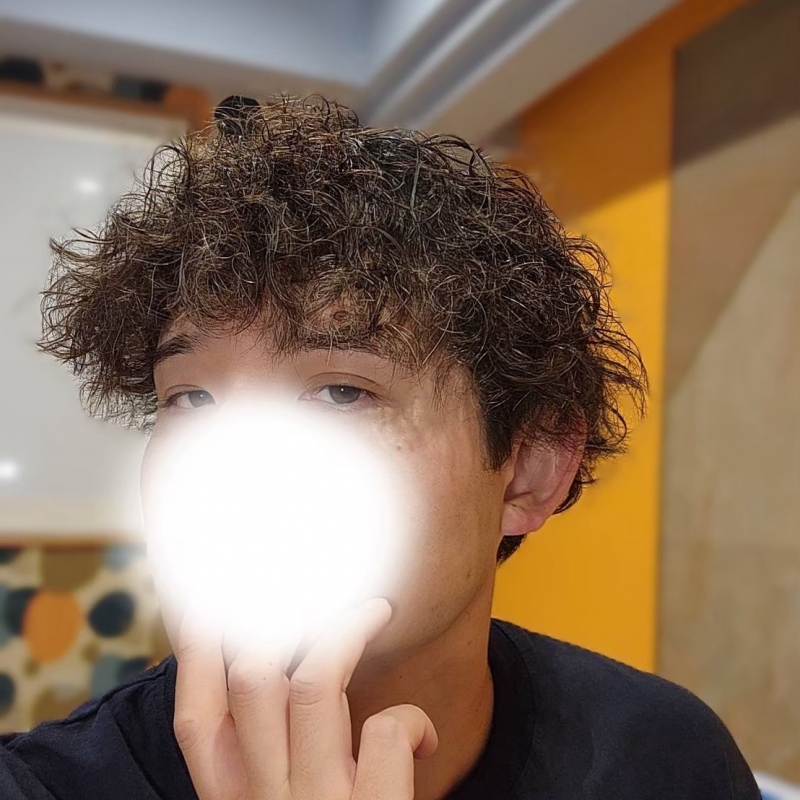 TOM(トム) 公式アカウント