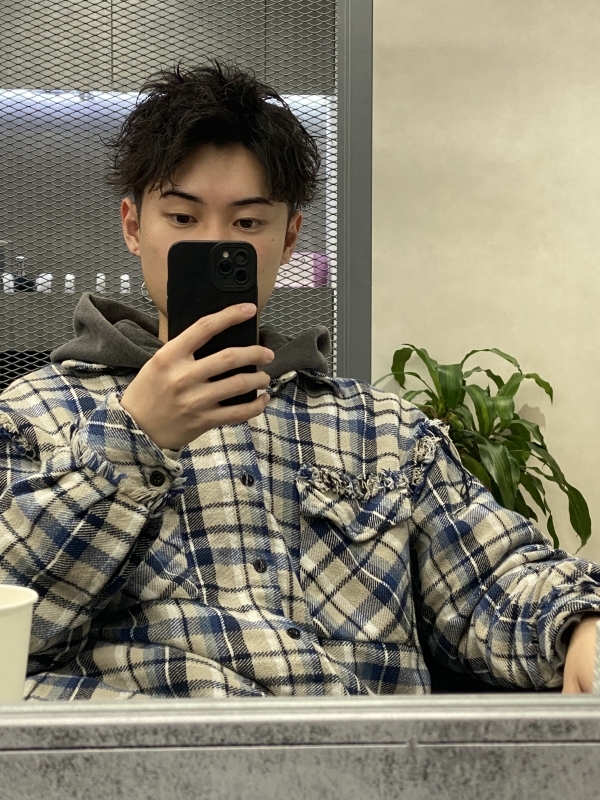 RINNE(ﾘﾝﾈ) ファッションの秋が訪れました👕🍁