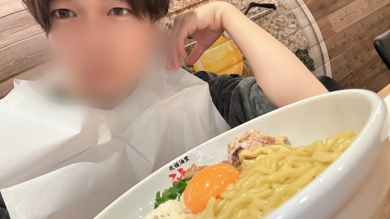 HIKARU(ﾋｶﾙ) 油そば食べたい🌓