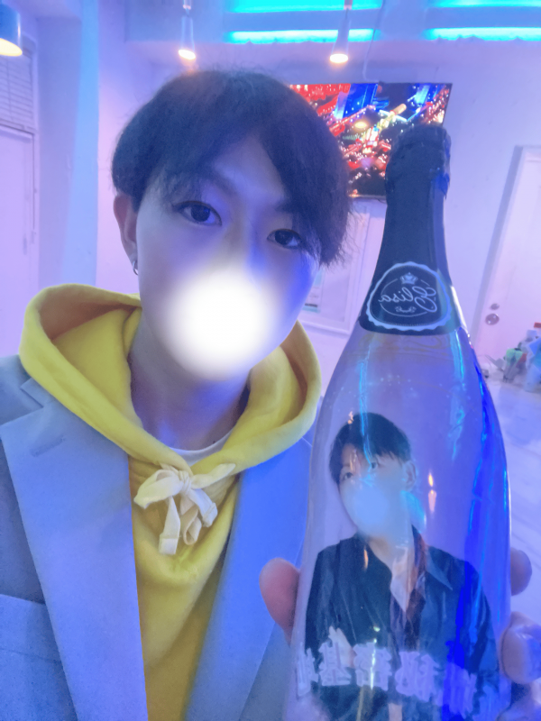 RINTAROU(ﾘﾝﾀﾛｳ) 🩵セラピコオリシャンできましたん🍾🩷