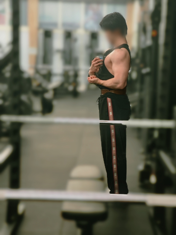 YUUSHI(ﾕｳｼ) 夏はマッチョの季節💪