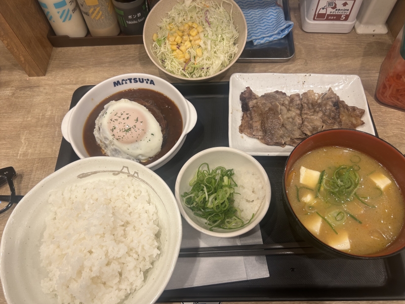 KONOSUKE(ｺｳﾉｽｹ) CoCo壱開いてなかったから 松屋で太客