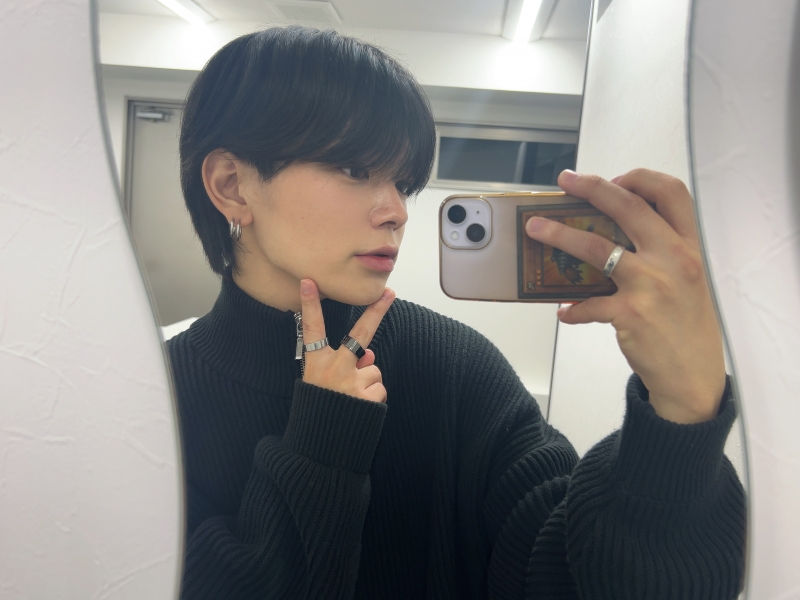 MAYUKI(ﾏﾕｷ) ニット解禁した🧶