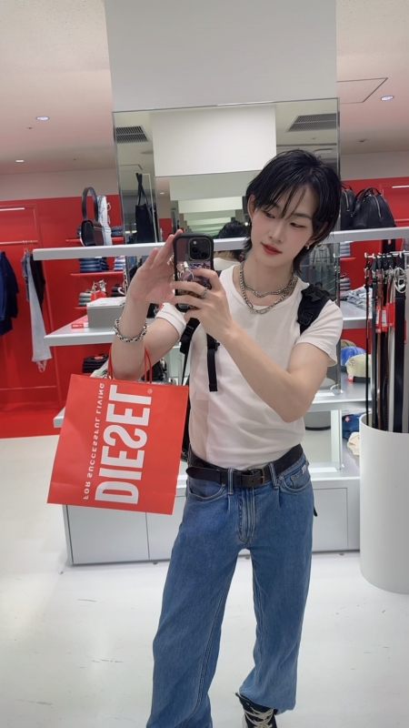 HYO(ヒョウ) 自分への誕生日プレゼント🎁⋆*