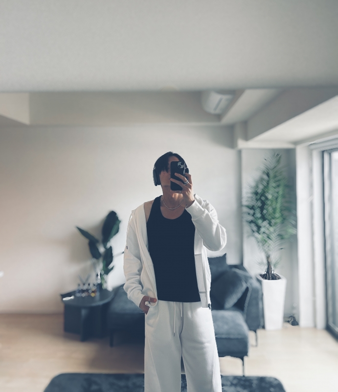 KONOSUKE(コウノスケ) 今日なっつ 間違えた、あっつ