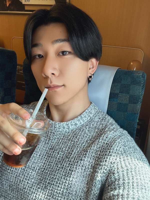 HARERU(ハレル) 新幹線人多すぎますって🚄💦