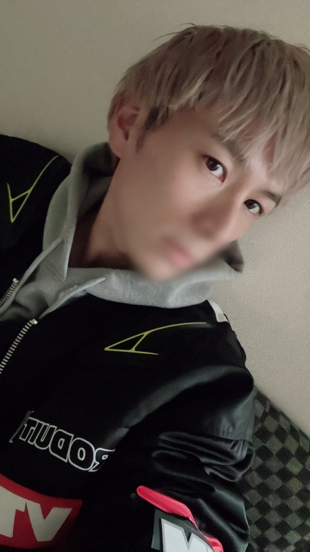 IZURU(ｲｽﾞﾙ) 凍えそうな季節に君は…